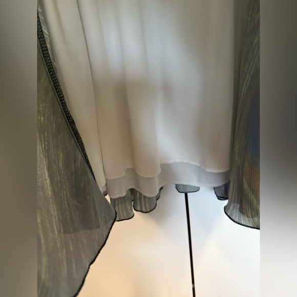 New Peacock print dress, tiara and feathers. Sexy.  Great for Halloween or Vegas - Picture 11 of 12